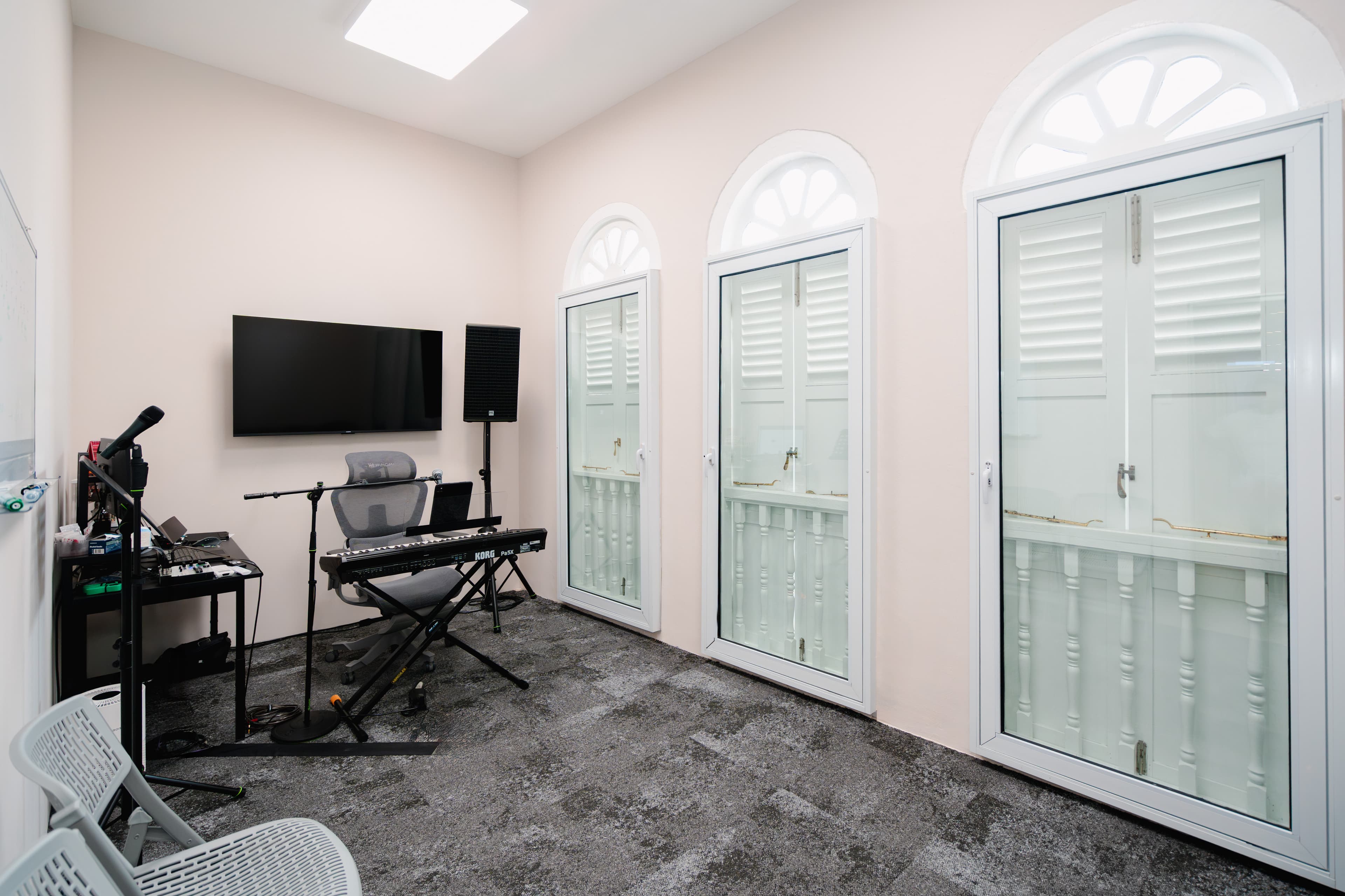 Playback Music vocal room